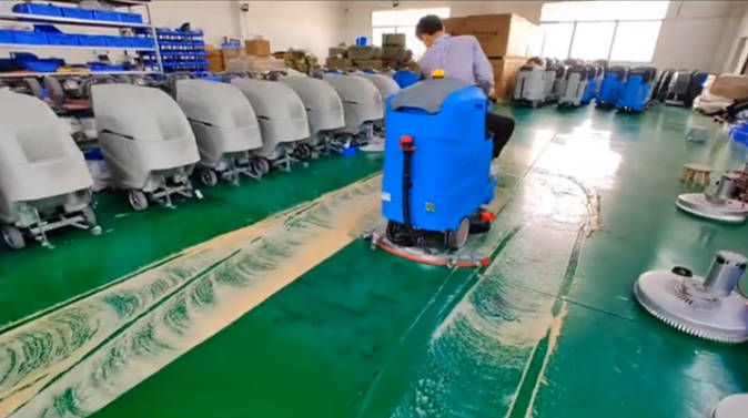 沙坪坝2023年还在用人工的物业保洁不妨试试洗地机吧